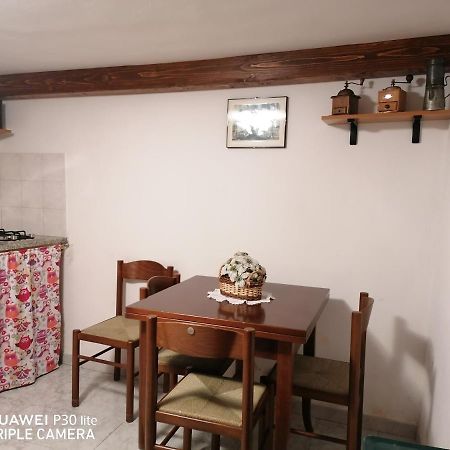 La Casa Di Luisa Apartment Santu Lussurgiu Ngoại thất bức ảnh